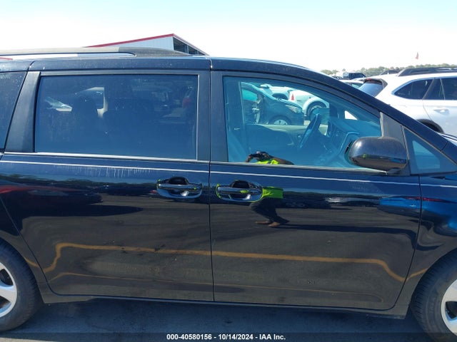 Toyota Sienna Le 8 Passenger 2017 5TDKZ3DC0HS786783 Image 13