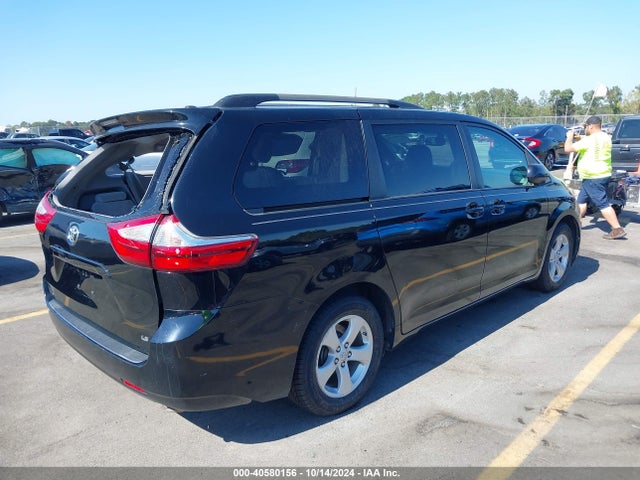 Toyota Sienna Le 8 Passenger 2017 5TDKZ3DC0HS786783 Image 4