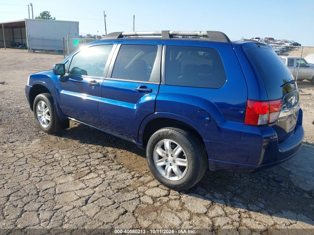 2010 MITSUBISHI ENDEAVOR 4A4JM2AS9AE017803 Photo 2
