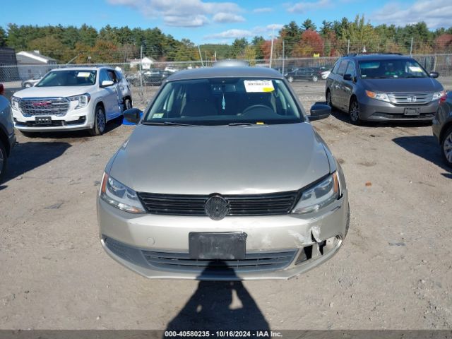 3VW2K7AJ9EM237154 Volkswagen Jetta 2.0l S
