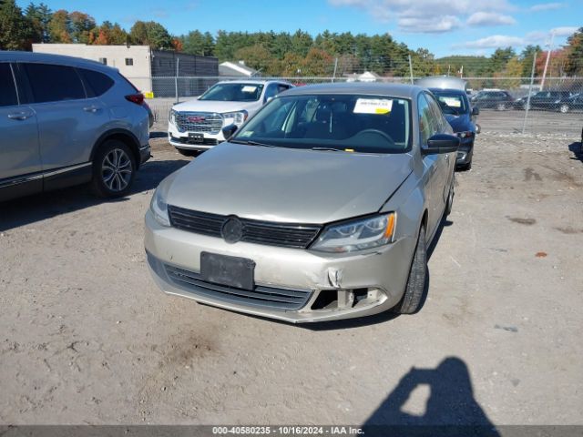 3VW2K7AJ9EM237154 Volkswagen Jetta 2.0l S