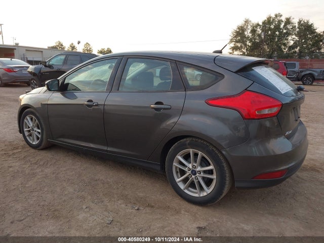Ford FOCUS SE 2015 1FADP3K28FL219606 Image 3
