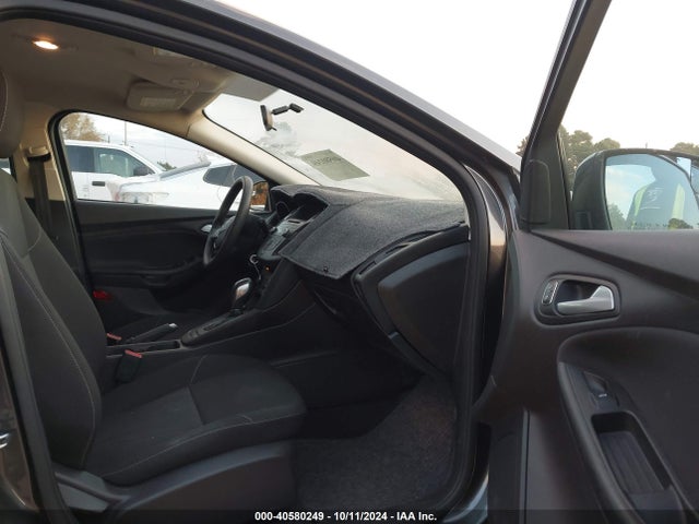 Ford FOCUS SE 2015 1FADP3K28FL219606 Image 5