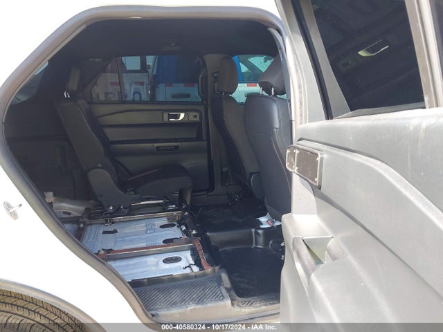 Ford Police Interceptor Utility 2023 1FM5K8AC0PGB99149 Image 8