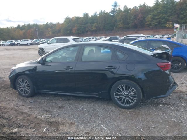3KPF54AD7PE653950 KIA Forte Gt-line