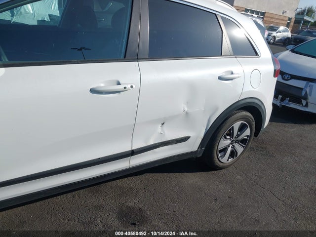 KIA NIRO LX 2017 KNDCB3LC8H5054451 Image 6