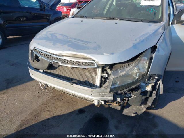 1G1PC5SBXE7484977 Chevrolet Cruze 1lt Auto