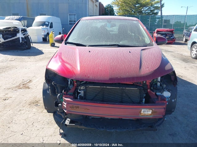Chevrolet Sonic Lt Auto 2018 1G1JD5SH5J4134885 Image 13