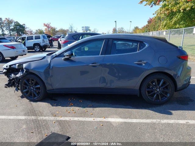 Mazda Mazda3 2.5 S Carbon Edition 2023 JM1BPALM5P1623935 Image 14