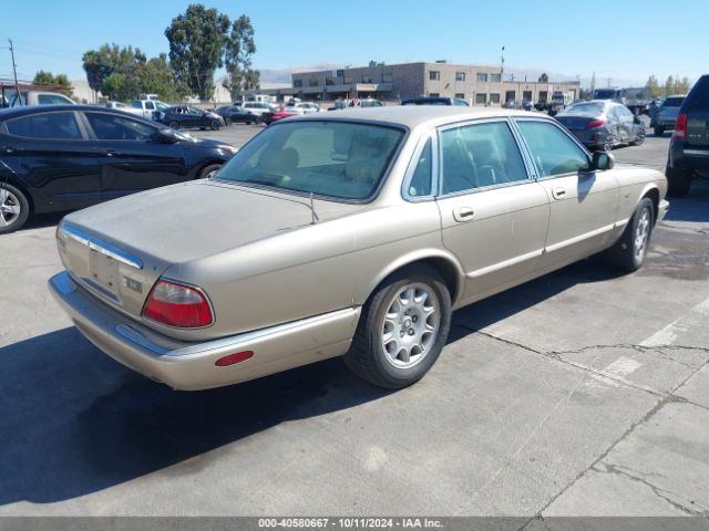 1998 JAGUAR XJ8 SAJHX1242WC845946 Photo 3