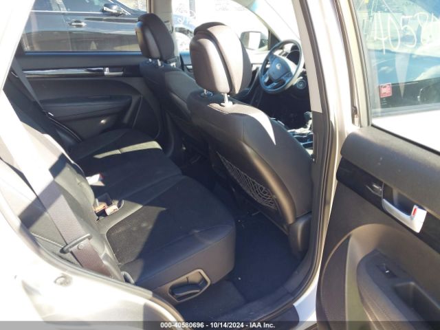 5XYKTCA66FG582449 KIA SORENTO LX