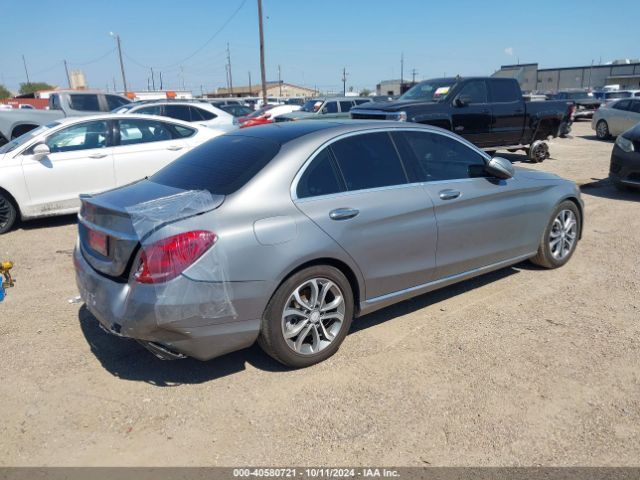 55SWF4JB4FU076801 Mercedes-Benz C 300 Luxury/sport