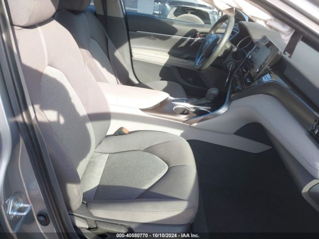 4T1C11AKXNU674040 Toyota CAMRY LE