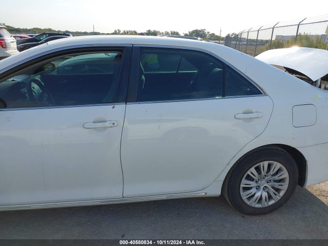 Продаж на аукціоні авто 2014 Toyota Camry Le, vin: 4T4BF1FK4ER399552, номер лоту: 40580834