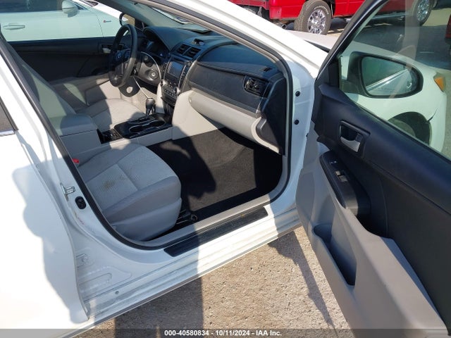 Продаж на аукціоні авто 2014 Toyota Camry Le, vin: 4T4BF1FK4ER399552, номер лоту: 40580834
