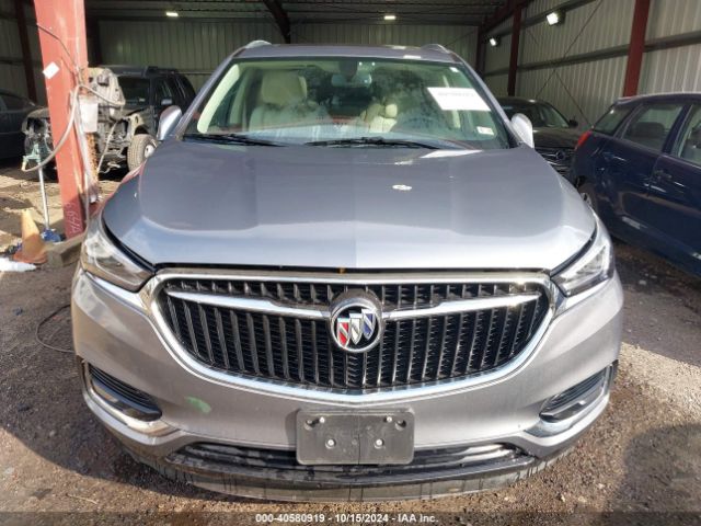 5GAEVAKW8JJ199813 Buick Enclave Essence