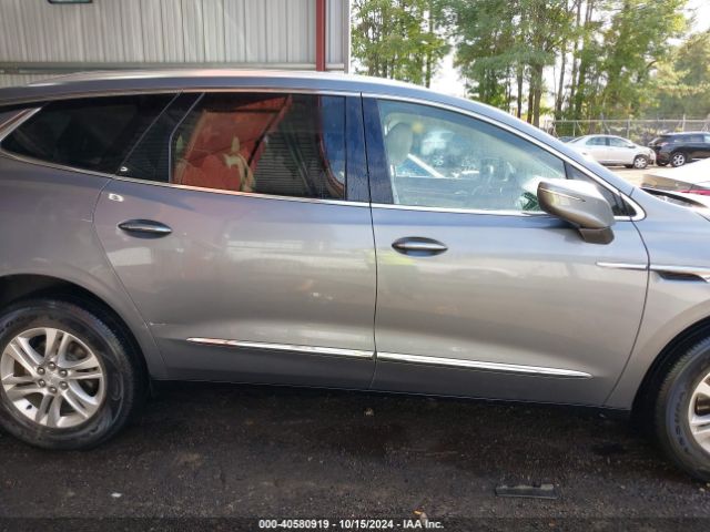 5GAEVAKW8JJ199813 Buick Enclave Essence