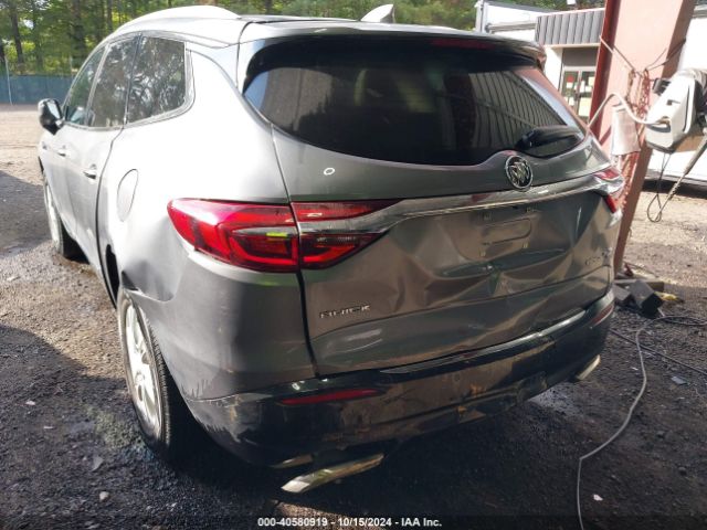 5GAEVAKW8JJ199813 Buick Enclave Essence