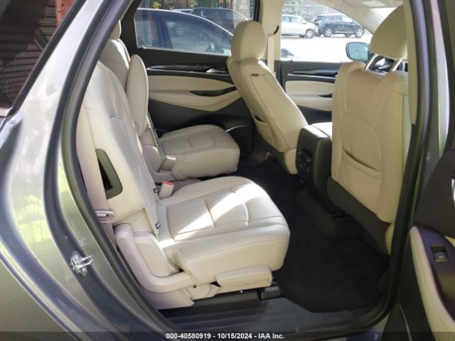 5GAEVAKW8JJ199813 Buick Enclave Essence