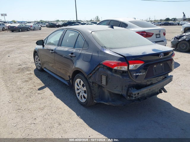 Toyota COROLLA LE 2022 5YFEPMAE8NP379409 Image 3