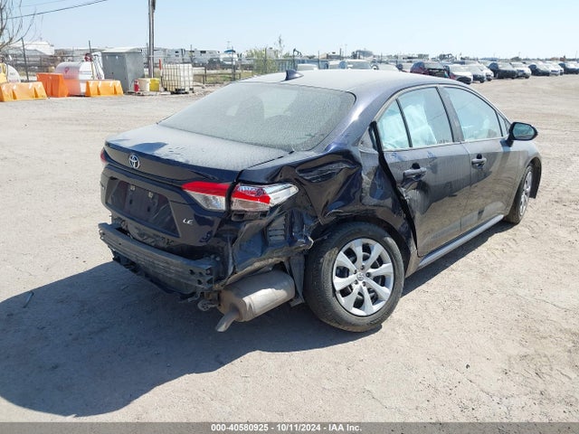 Toyota COROLLA LE 2022 5YFEPMAE8NP379409 Image 4