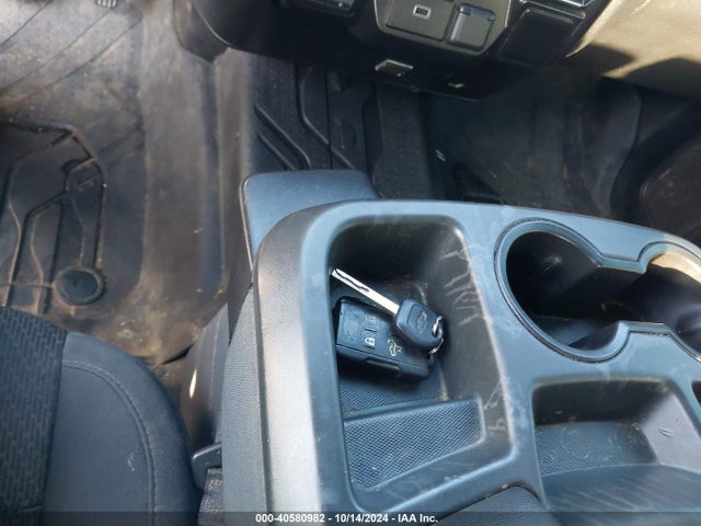Chevrolet Silverado 1500 Custom Trail Boss 2019 1GCPYCEF1KZ258483 Image 11