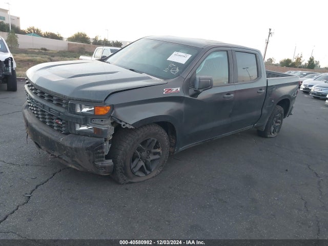 Chevrolet Silverado 1500 Custom Trail Boss 2019 1GCPYCEF1KZ258483 Image 2