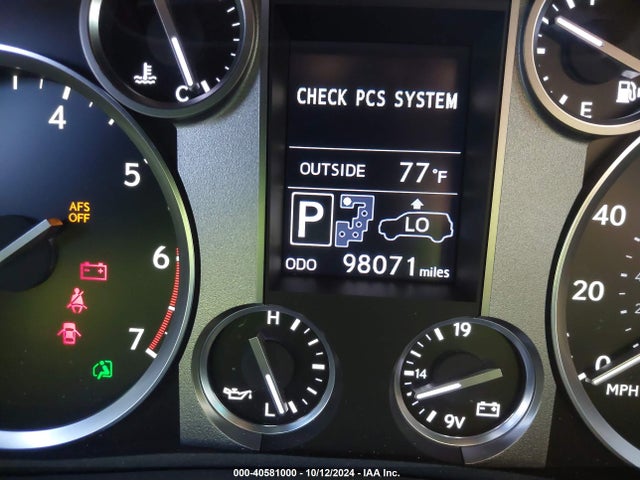 Lexus LX 570 2015 JTJHY7AX4F4171123 Image 16