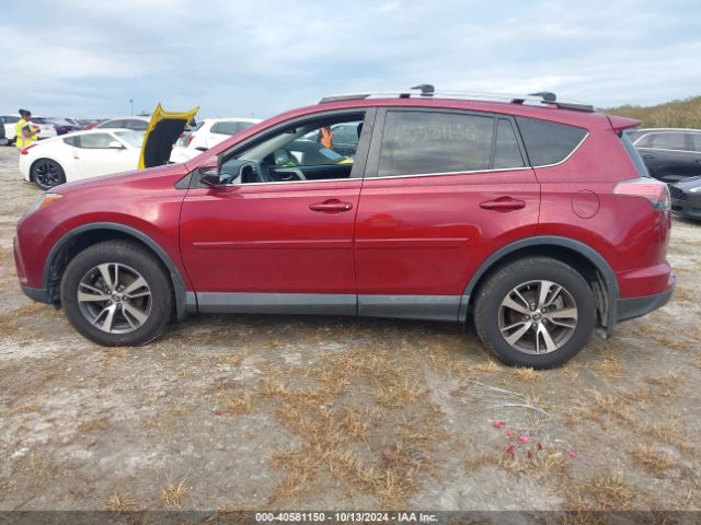 2T3RFREV7JW715241 Toyota Rav4 Adventure/xle