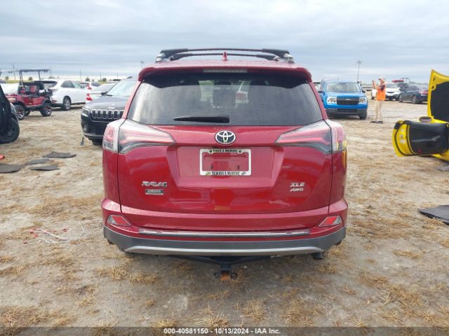 2T3RFREV7JW715241 Toyota Rav4 Adventure/xle