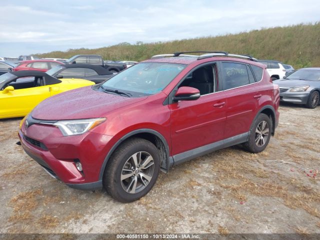 2T3RFREV7JW715241 Toyota Rav4 Adventure/xle