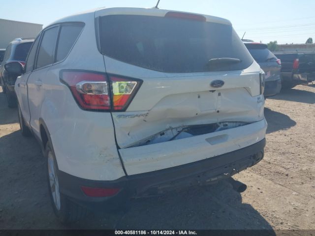 1FMCU0GD7HUA62750 Ford ESCAPE SE