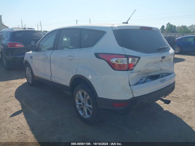 1FMCU0GD7HUA62750 Ford ESCAPE SE