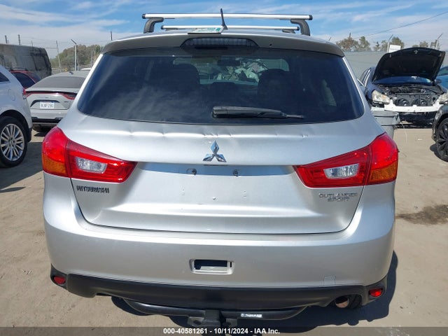 4A4AP3AU0FE002337 Mitsubishi Outlander Sport Es