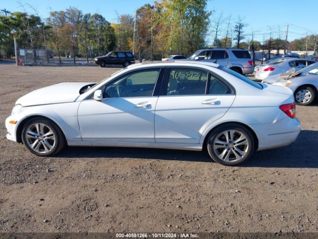 WDDGF8AB2EG248735 Mercedes-Benz C 300 Luxury 4matic/sport 4matic