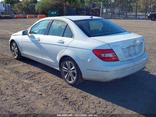WDDGF8AB2EG248735 Mercedes-Benz C 300 Luxury 4matic/sport 4matic