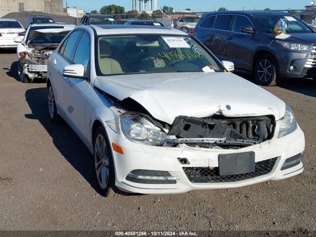 WDDGF8AB2EG248735 Mercedes-Benz C 300 Luxury 4matic/sport 4matic