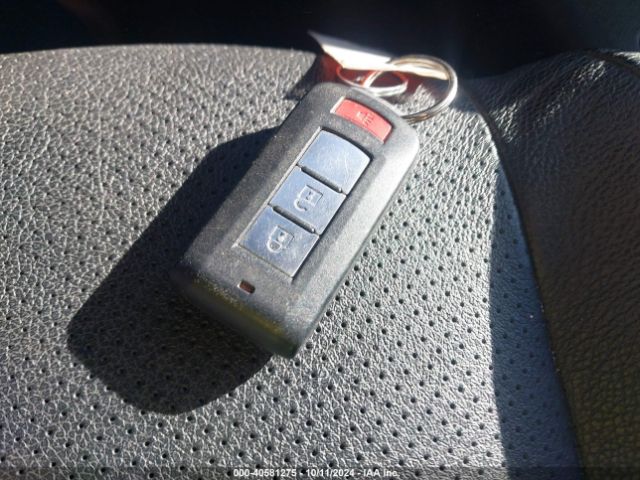 JA4AZ3A35GZ018093 Mitsubishi Outlander Sel