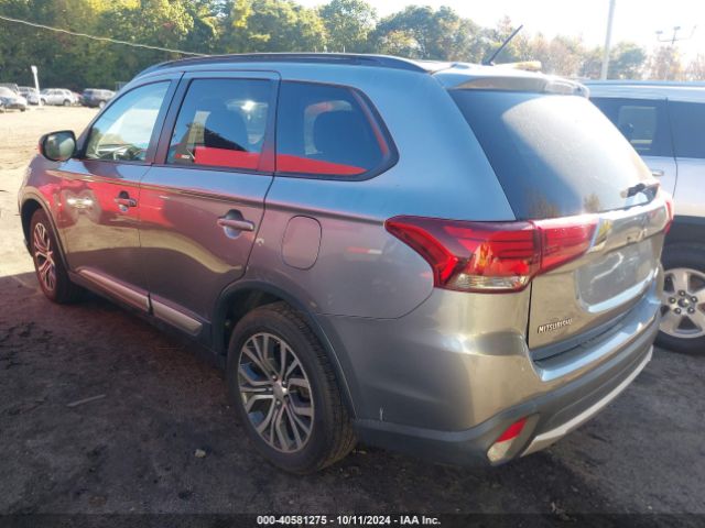 JA4AZ3A35GZ018093 Mitsubishi Outlander Sel