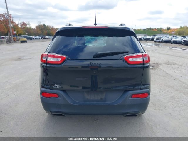 1C4PJMCSXGW104972 Jeep Cherokee Altitude