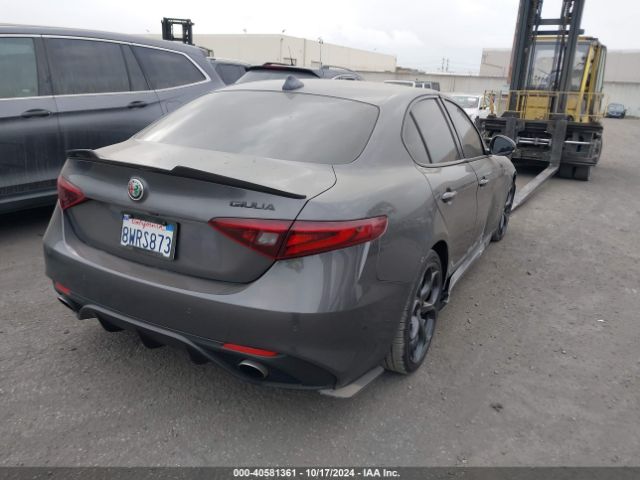 ZARFAECN2J7577963 Alfa Romeo Giulia Ti Sport Rwd