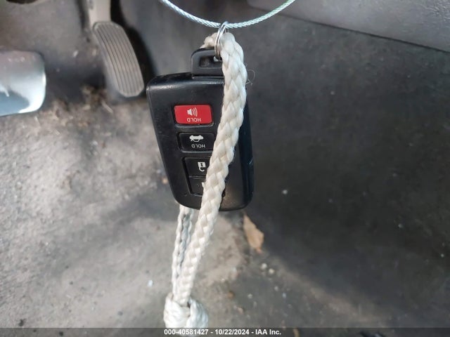 Toyota AVALON XLE 2016 4T1BK1EB6GU200527 Image 11
