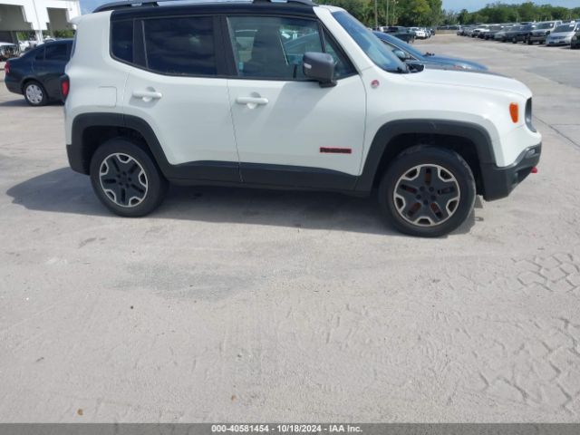 ZACCJBCT0FPB52308 Jeep Renegade Trailhawk
