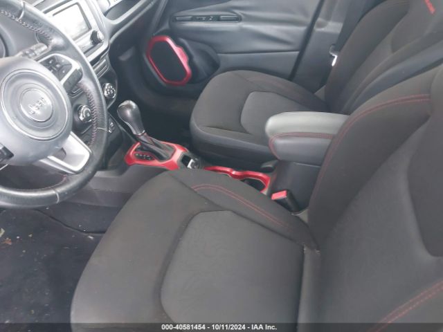 ZACCJBCT0FPB52308 Jeep Renegade Trailhawk