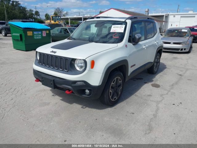 ZACCJBCT0FPB52308 Jeep Renegade Trailhawk