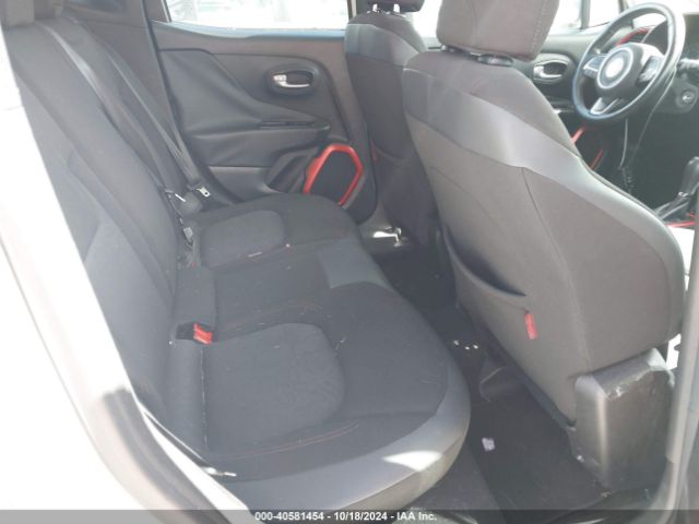 ZACCJBCT0FPB52308 Jeep Renegade Trailhawk