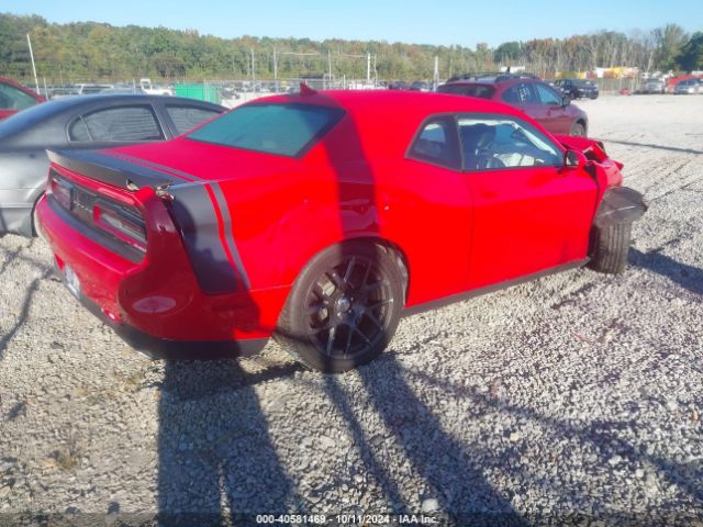 2C3CDZFJ1GH288787 Dodge Challenger 392 Hemi Scat Pack Shaker