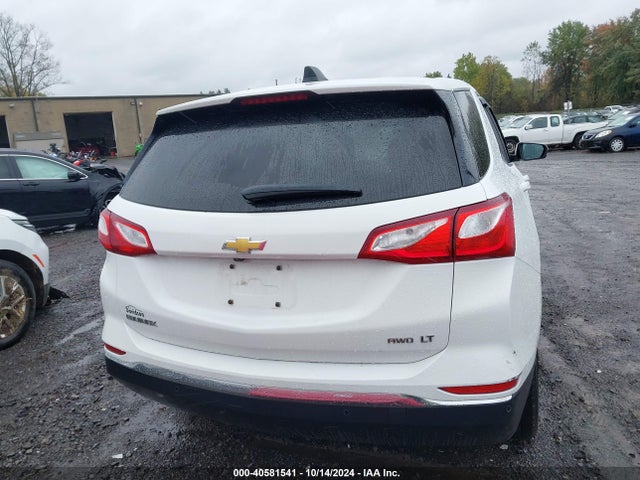 Chevrolet EQUINOX LT 2018 2GNAXSEV3J6325998 Image 16