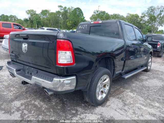 1C6RREMT6NN408227 RAM 1500 Big Horn  4x2 6'4 Box