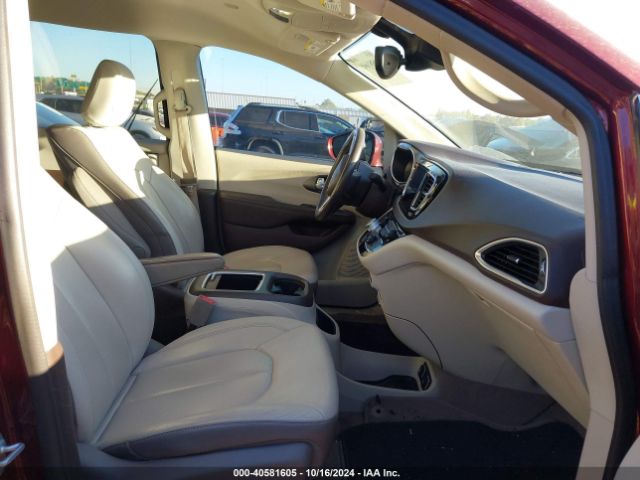 2C4RC1EG6HR614269 Chrysler Pacifica Touring-l Plus